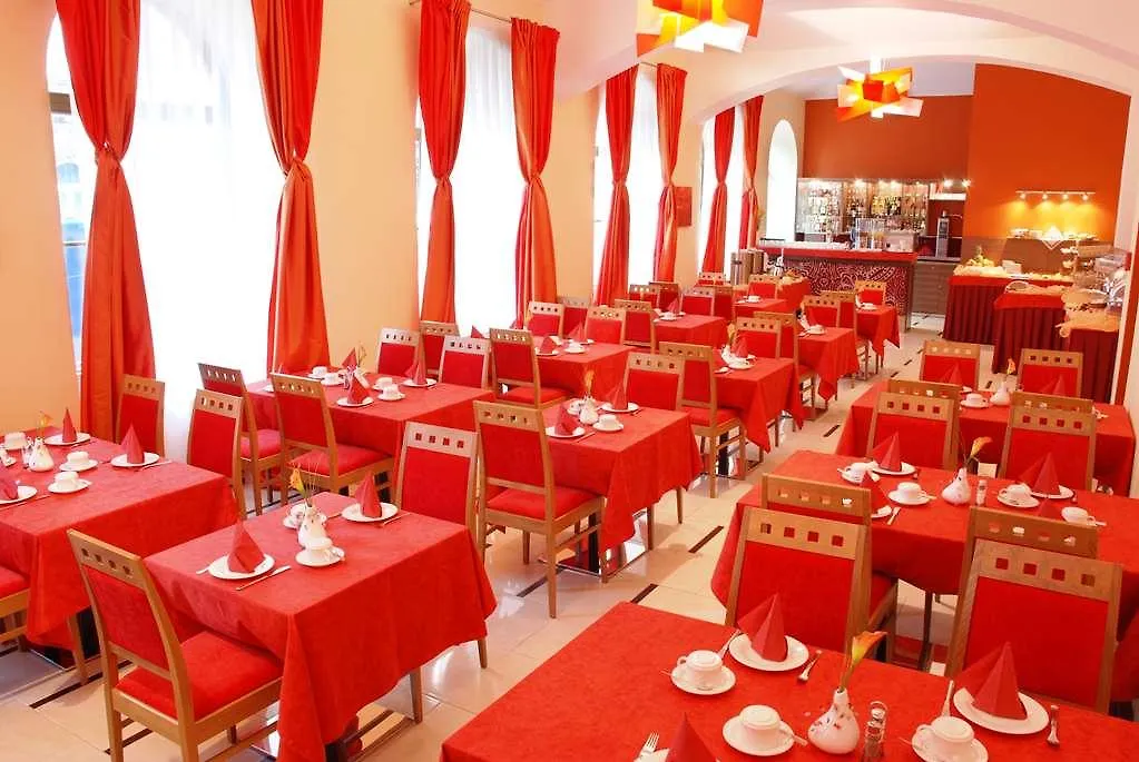 Ea Hotel Sonata Prague 4*,