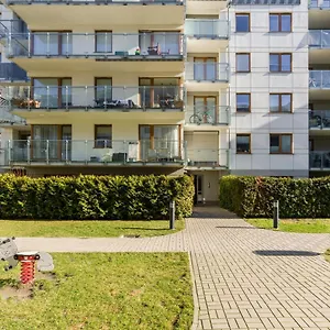 Czarnieckiego By Renters Apartament