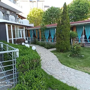Апартаменты Danita & Diva Restaurant Bbq&pool Bar Варна