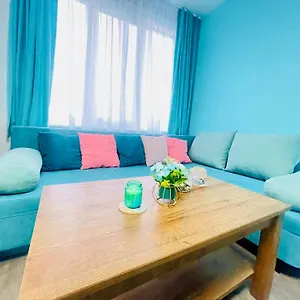 Апартаменты By The Sea - With Free Parking Варна