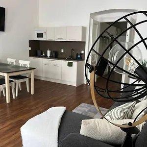  Apartament Lovely Havanska - With Free Parking