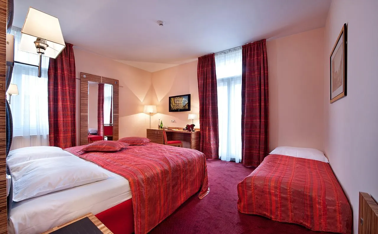 Ea Hotel Sonata Praha 4*,